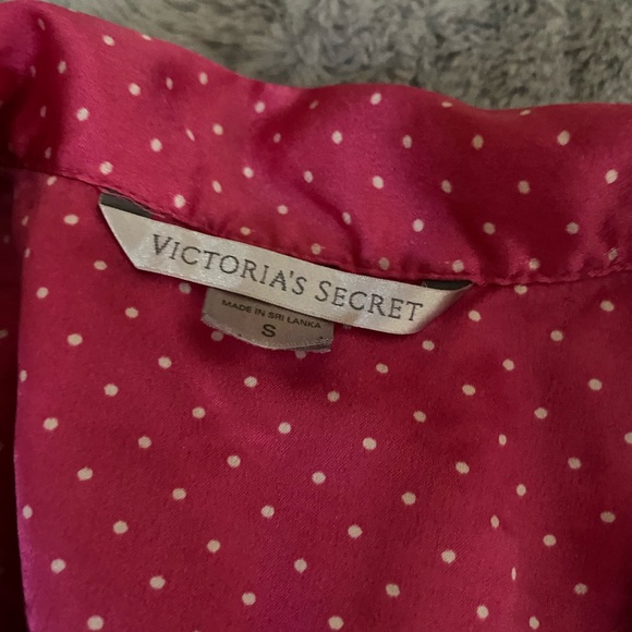 Victoria’s Secret satin pajama set - Picture 4 of 4